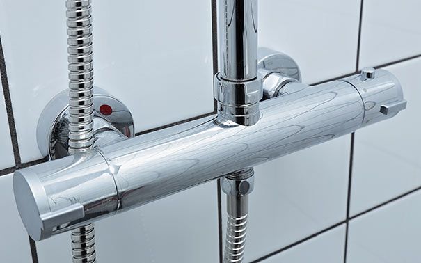 Receveur de douche antidérapant sur-mersure